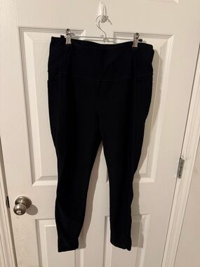 Mondetta Black Performance Leggings size L